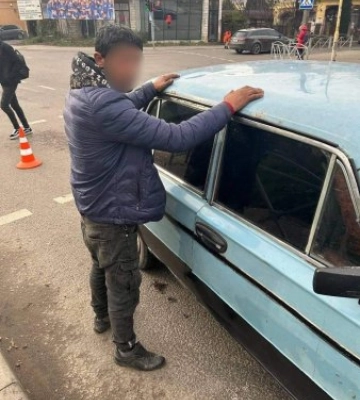 В Ужгороді посеред білого дня викрали автомобіль