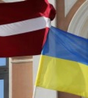 Поток беженцев из Украины в Латвию сокращается - министр