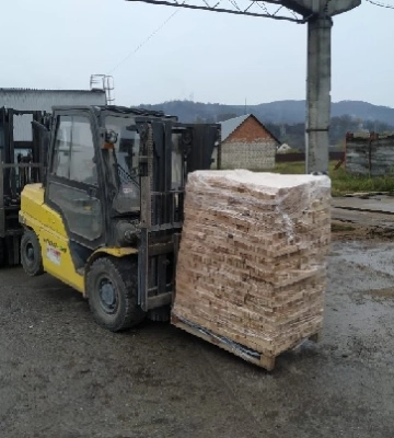 На рахівському підприємстві загинула жінка, поліція встановлює обставини трагедії