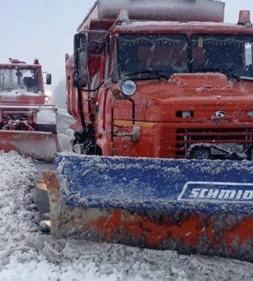 Укравтодор запевнив водіїв у проїзді основними дорогами