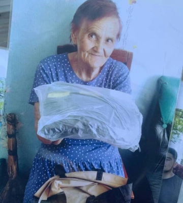Бабуся з Кропивницького зібрала понад 26 тис. грн на шкарпетки для військових