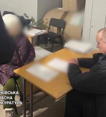 Активно допомагала ворогу: на Харківщині виявили директорку-колаборантку