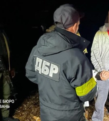 Перед звільненням Херсона випустив ув’язнених: ДБР затримало посадовця колонії