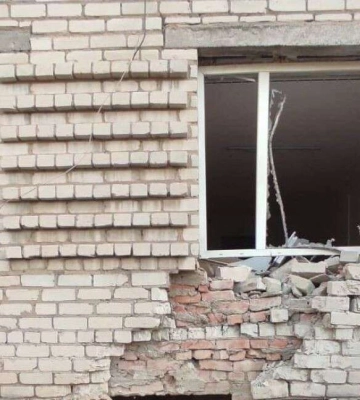 У Оріхові внаслідок російських обстрілів загинув волонтер. Дві жінки отримали важкі поранення