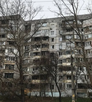 Жертвами ворожих обстрілів Херсона за добу стали двоє людей - ОВА