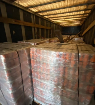 Херсонська область отримала понад 60 тонн гумдопомоги від Чернівецької та Житомирської громад