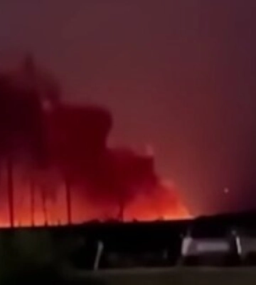 Севастополь та Євпаторію накрили потужні вибухи: окупанти заявляють про масову атаку - відео