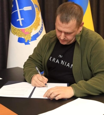 Борис Філатов їде з України
