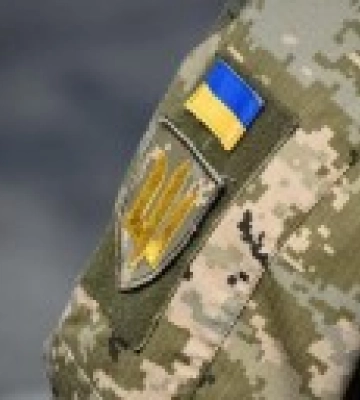 Военный стал в защиту уманской волонтерки, которую хочет осудить нардеп Яценко Военный стал в защиту уманской волонтерки, которую хочет осудить нардеп Яценко