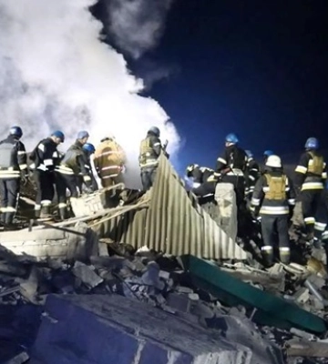 З-під завалів у Вільнянську врятовано двох людей
