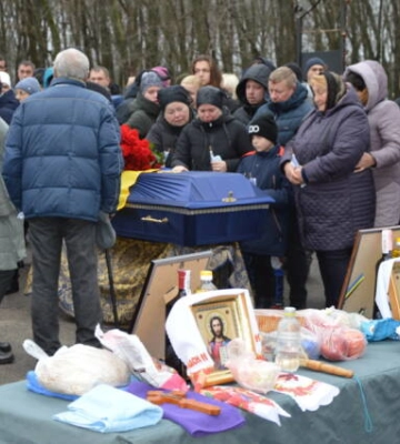 У Кропивницькому попрощалися із загиблими воїнами 