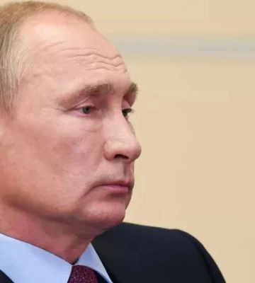 Путин борется за жизнь и опасается покушений, — Арестович