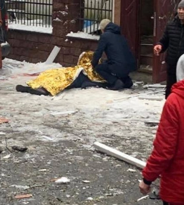 Ракетный удар по Киеву: прилеты в нескольких районах столицы, есть жертвы (фото, видео)