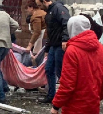 В Києві внаслідок ракетного удару росіян загинула людина, почалися аварійні відключення світла