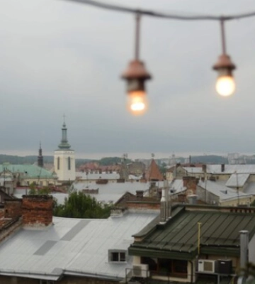 Російські ракети влучили у електропідстанцію на Львівщині