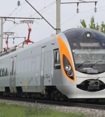 Додатковий рейс у Херсон і з міста запустила “Укрзалізниця”