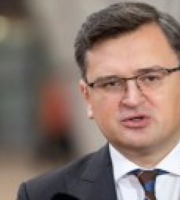 Новий масований обстріл: Кулеба закликав визнати рф терористичною державою в усьому світі