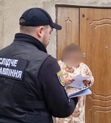 Поліція викрила в Одесі адвокатку, яка підробляла документи для виїзду призовників за кордон