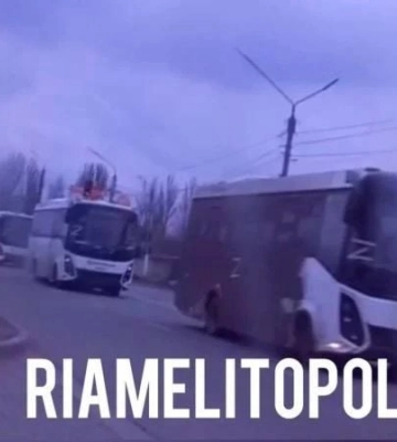 В районе Джанкоя замечены белые автобусы, а коллаборанты в Мелитополе уже сдаются спецслужбам 