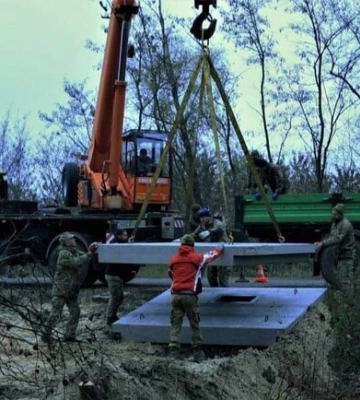 У Київській області будують фортифікаційні споруди. ФОТО