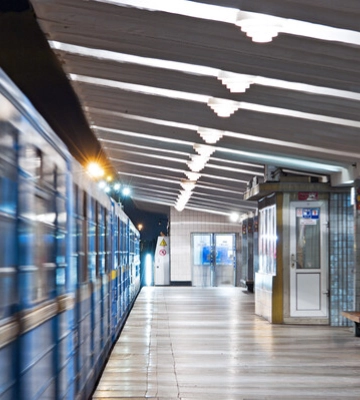 Київське метро зменшить інтервал руху в пікові години