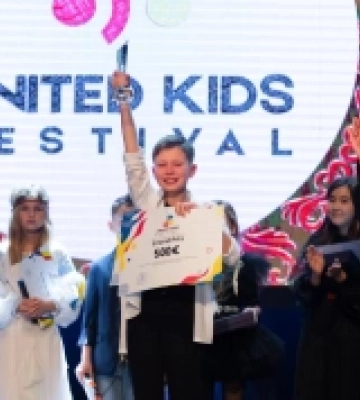 Розчулив журі до сліз: на фестивалі в Забже переміг юний співак з Охтирки