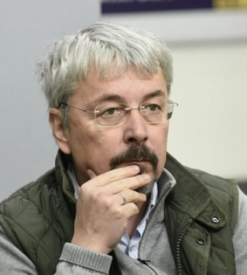 З херсонських музеїв загарбники викрали найцінніші експонати - Ткаченко