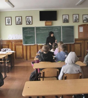 Штатний режим роботи: як працювали школи та дитсадки в Луцьку