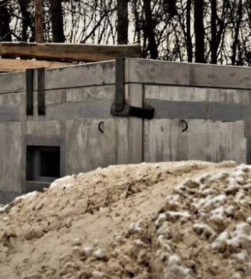 У Київській області будують фортифікаційні споруди. ФОТО