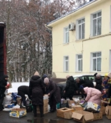 Березнівська громада передала 10 тонн гумдопомоги Херсонщині