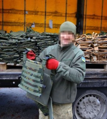 Запорізький напрямок захищають оборонці в бронежилетах та зимовій формі від Метінвесту