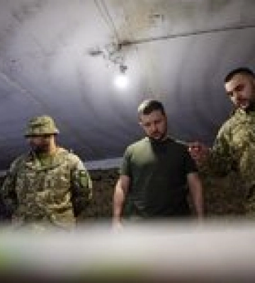 Зеленский: Кто-то предложит мирный способ деоккупации Крыма? Если нет – не тратьте время