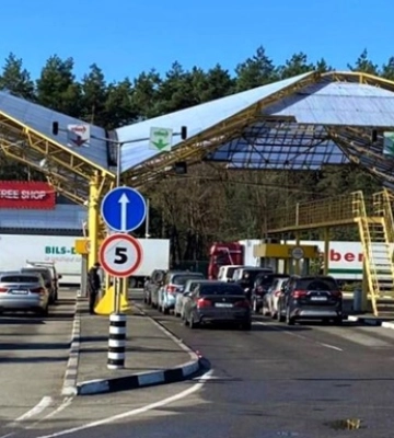 ДПСУ: На кордоні ускладнено роботу пунктів пропуску