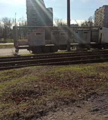 В Мариуполе зафиксировали перевозку бетонных огневых дотов в сторону Запорожья