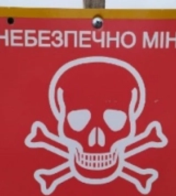 Вздовж кордону вибудували систему мінно-вибухових загороджень: жителів прикордоння просять бути обережними