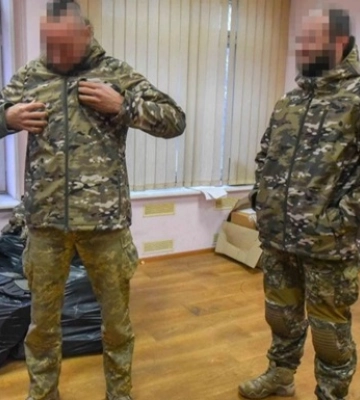 Метінвест передав розвідці зимовий тактичний одяг