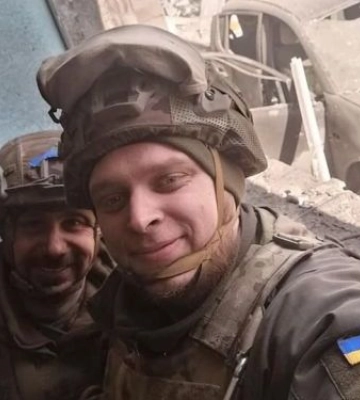 З полону звільнили військового із Оріхова, який боронив Маріуполь та пережив теракт у Оленівці - фото