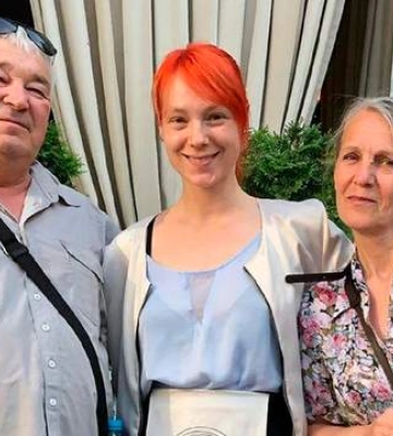 Украинская певица рассказала о жизни родителей в освобожденном Херсоне