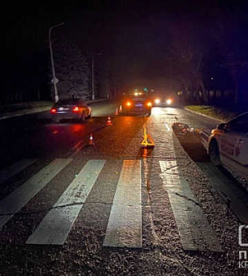 Поліція Кривого Рогу шукає свідків аварії та рідних чоловіка, який постраждав у ДТП