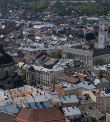 У Львові оцифровують архів давніх реставраційних проектів