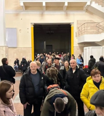 Почалась безкоштовна евакуація поїздами з Херсона, - Мінреінтеграції