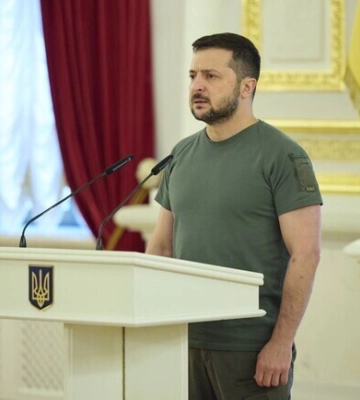 Зеленський побував на місці удару по будинку у Вишгороді