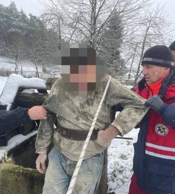 Три дні у глибокому колодязі пробув чоловік на Львівщині