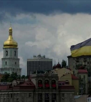 Водоснабжение и мобильную связь удалось восстановить: в Киеве сообщили, когда планируют завершить ремонтные работы
