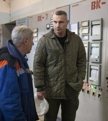 Кличко повідомив, коли Київ повернеться до планових відключень світла