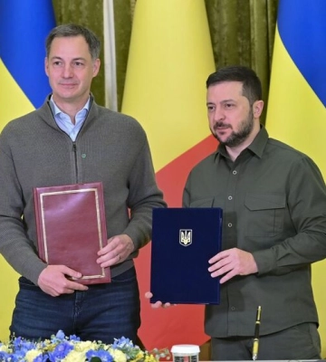 Зеленский и де Кроо подписали декларацию о поддержке членства Украины в ЕС и НАТО