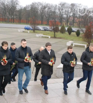 У Дніпрі вшанували пам’ять жертв Голодомору