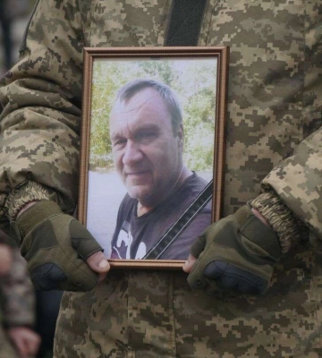 Дуже тяжка втрата: на війні загинув старший солдат із Дніпропетровщини (Фото)