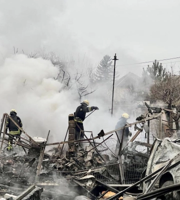Частково зруйновані будинки, є постраждалі: очільник ДніпроОВА про наслідки ракетного удару по Дніпру
