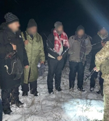На кордоні України з Білоруссю затримано групу &quot;підкинутих&quot; нелегалів